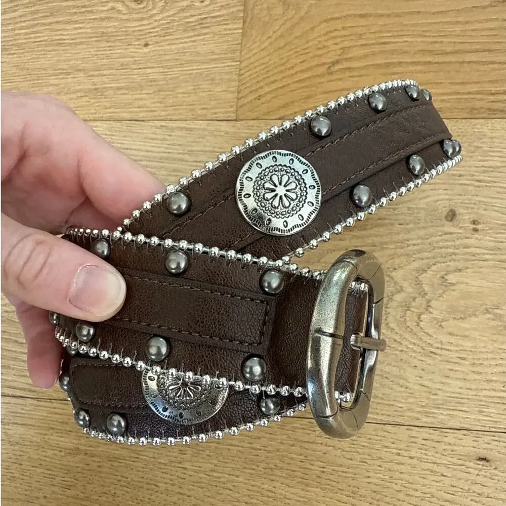 No brand - Western Concho Belt in Brown & Silver